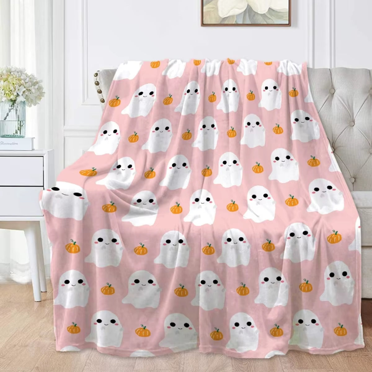 Cozy Halloween Throw Blanket - Soft Fleece for Adults & Kids, Perfect for Living Room or Bedroom!