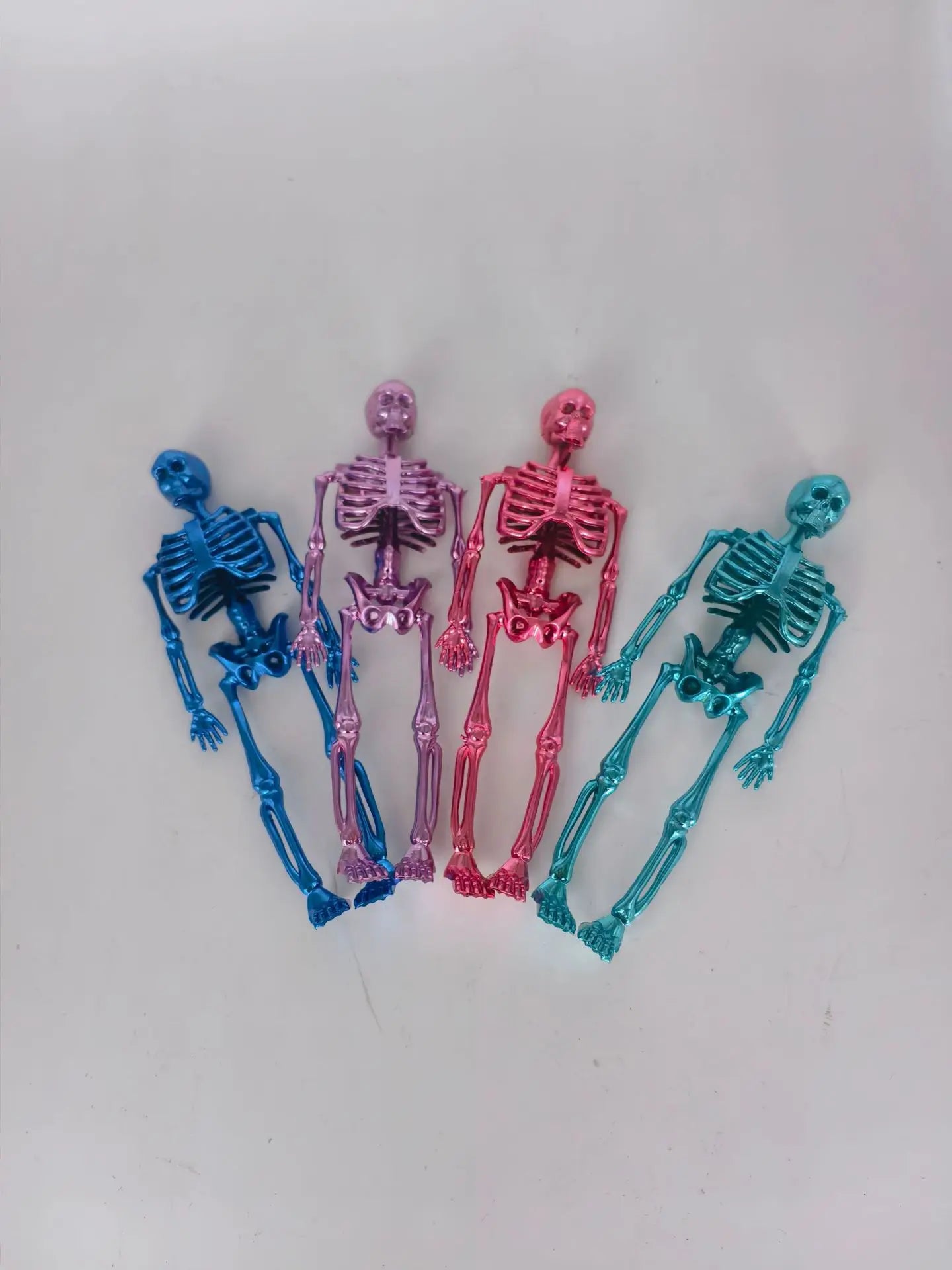 Posable Halloween Skeleton 40cm - Perfect for Haunted House Decor and Spooky Parties!